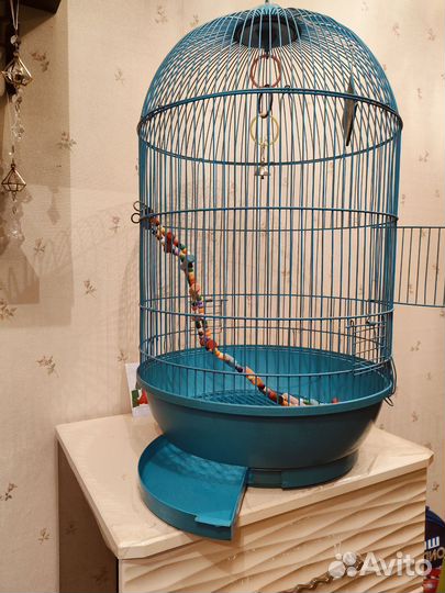 Большая клетка для птиц