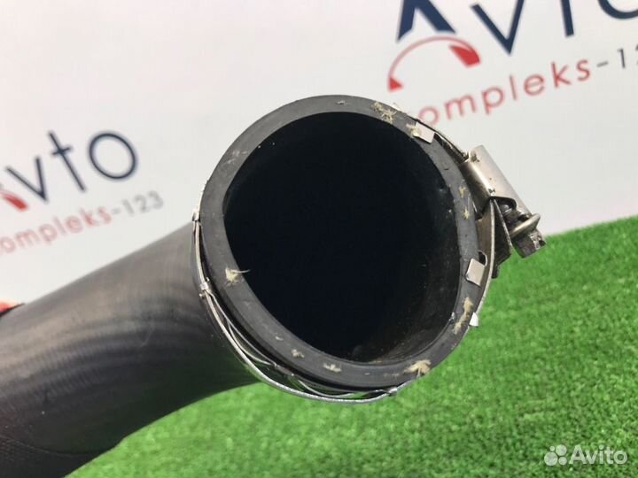 Патрубок интеркулера Audi A4 B8 cdnc 2011