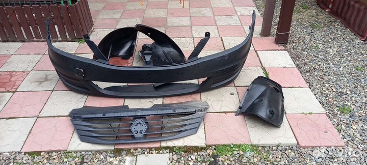 Бампер на renault logan