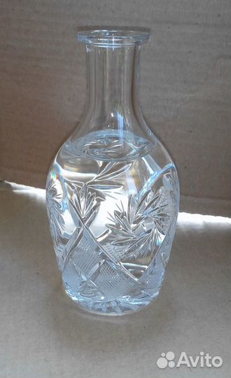 Графин, штоф хрустальный