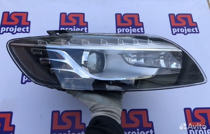 Фара правая Audi Q7 4L рестайлинг 2009-2015