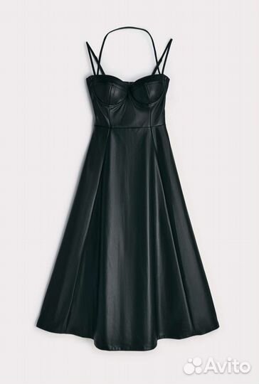 Платье экокожа 40