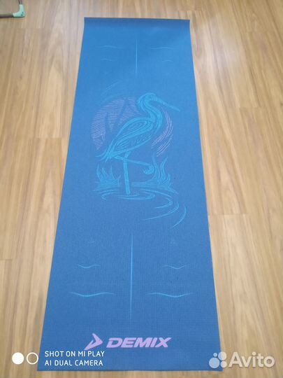 Коврик для йоги и фитнеса