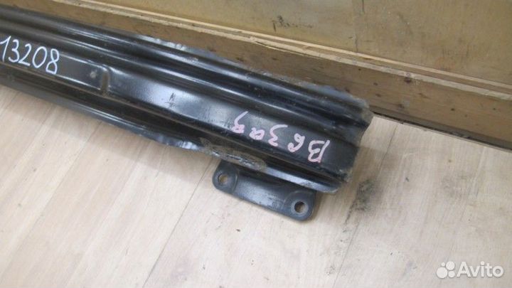 Усилитель заднего бампера Volkswagen Passat B6 200