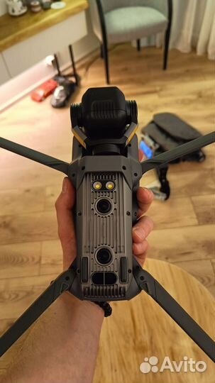 Mavic 3 Pro Fly More Combo