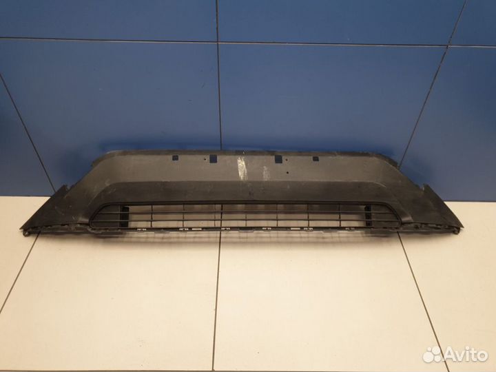 Решётка в бампер центральная Toyota RAV 4 2019