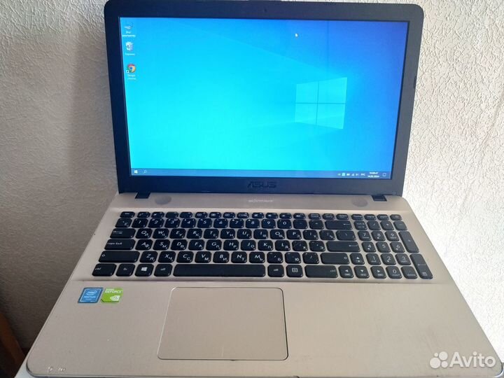 Ноутбук Asus