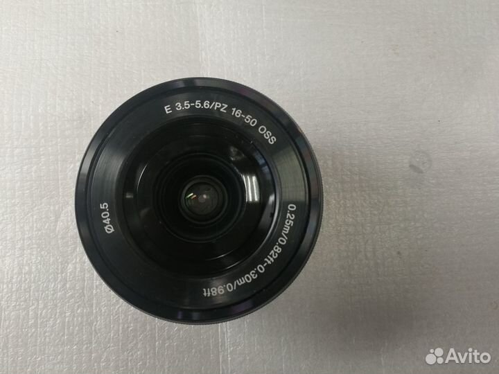 Обьектив selp1650