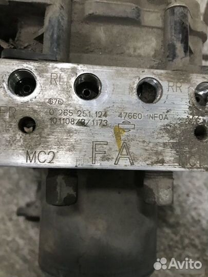 Блок абс Infiniti G35