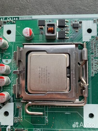 Материнская плата 775