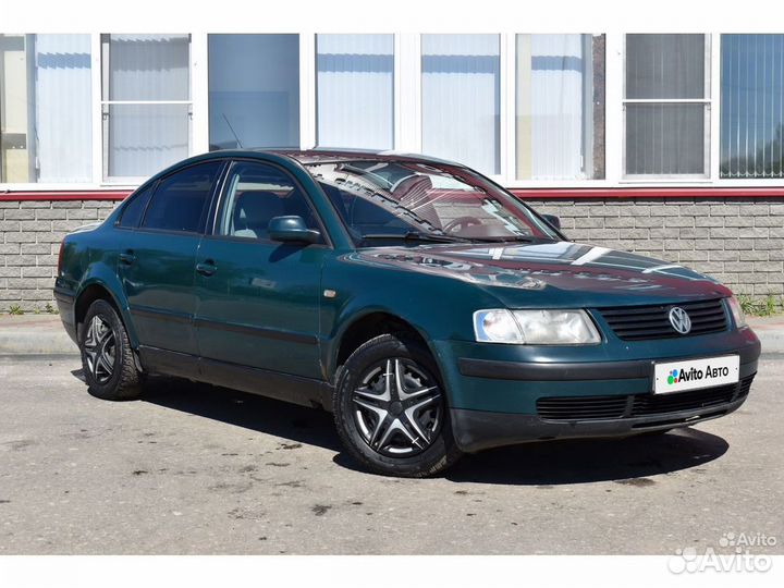 Volkswagen Passat 1.6 МТ, 1998, 292 955 км