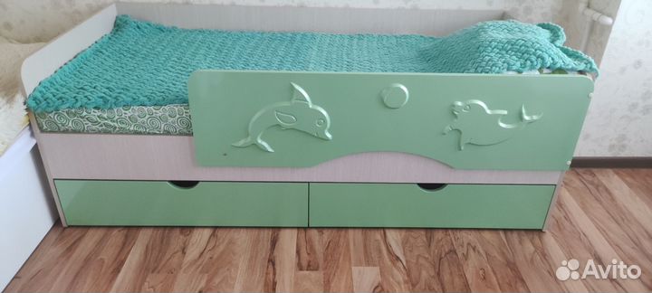 Детская кровать от 3 лет с бортикамом