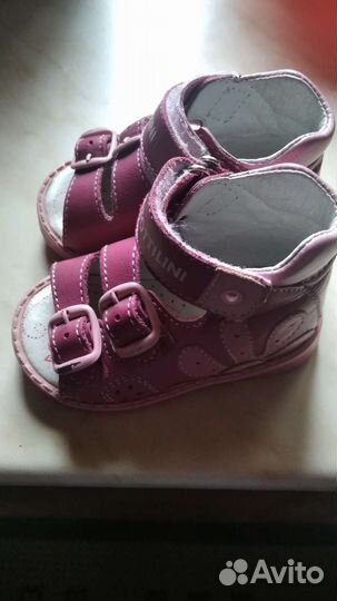 Сандалии для девочки