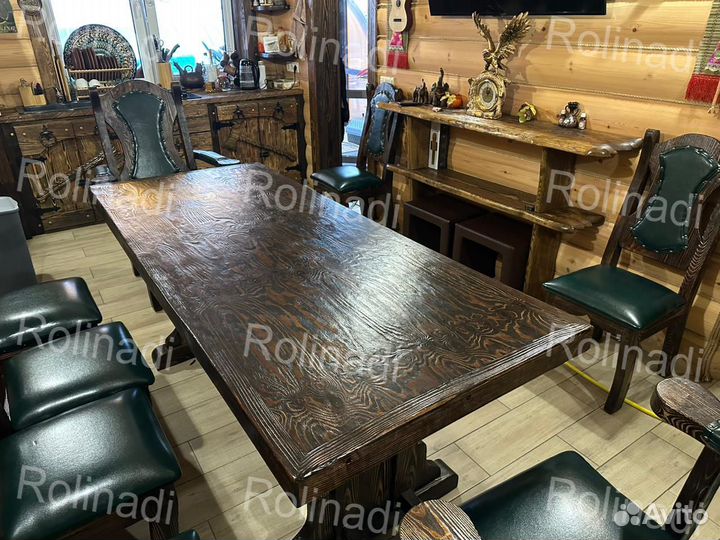 Стол обеденный и стулья из массива