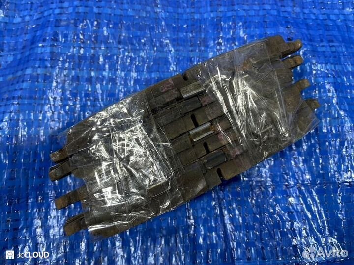 Тормозные колодки на nissan presage TNU31 QR25DE