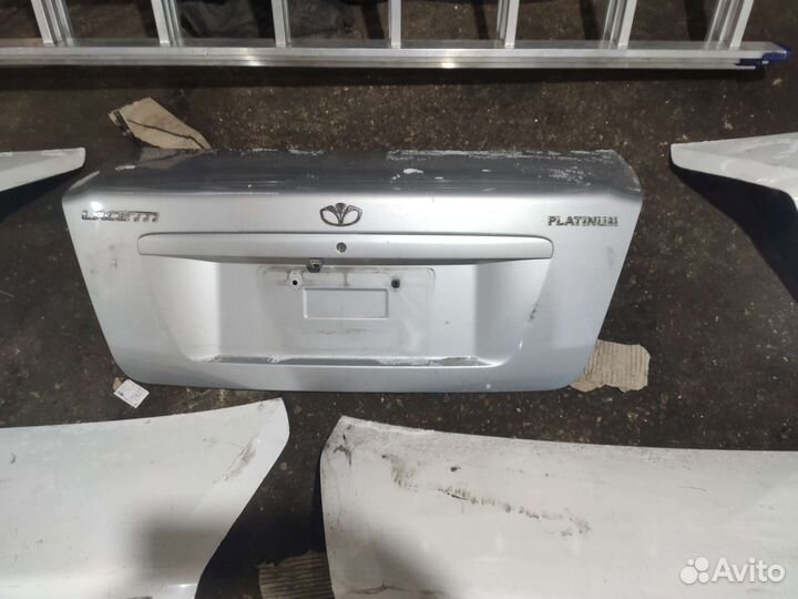 Крышка багажника Шевроле Лачетти