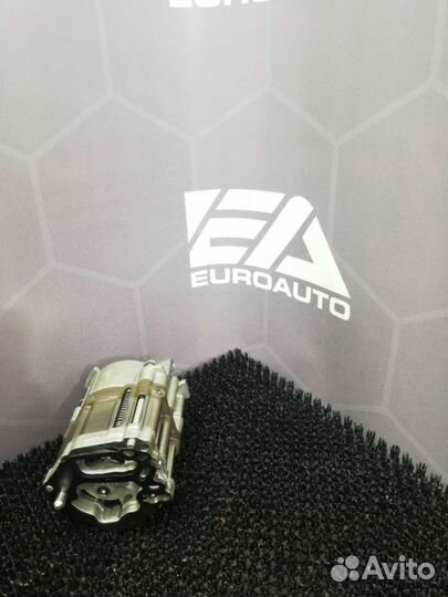 Насос масляный Mercedes-Benz E W213