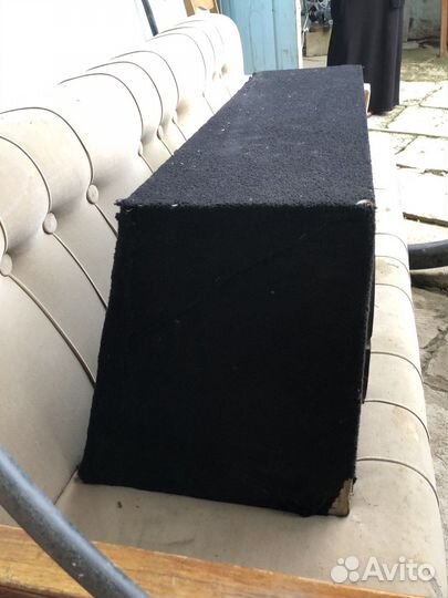 Бассовик вместе с моноблоком