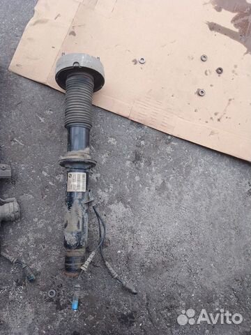 BMW X5 F15 X6 F16 стойка передняя левая