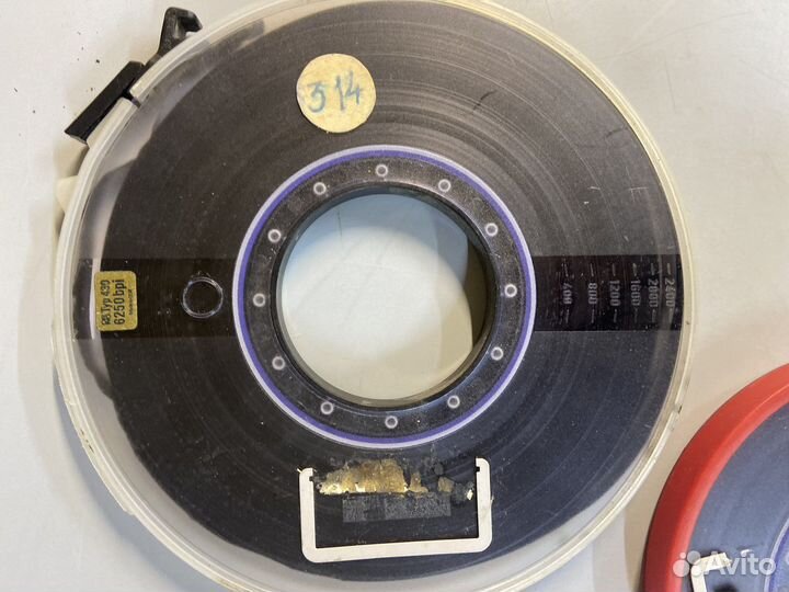 Катушки с магнитной лентой