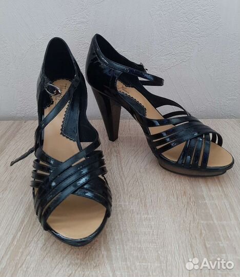 Новые босоножки женские 38 размер