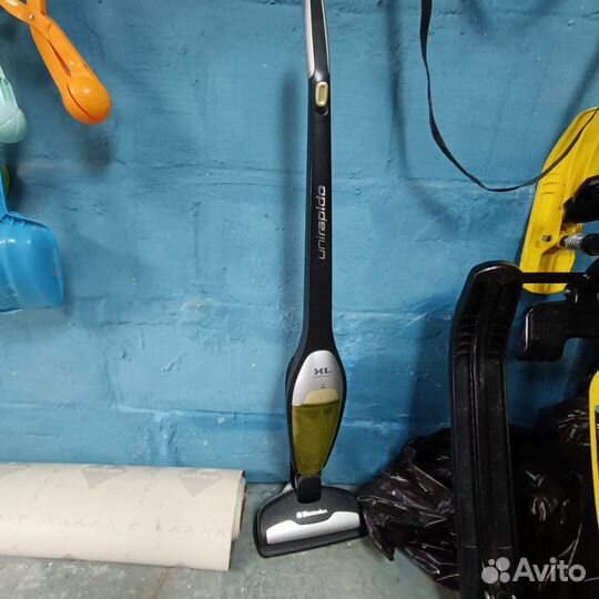 Пылесос Electrolux вертикальный электро веник