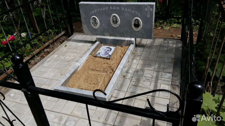 Установщик памятников