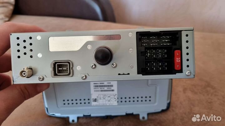 Штатная автомагнитола LADA vesta