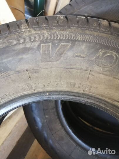 Ovation V-02 225/75 R16C