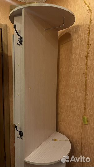 Шкаф круглый