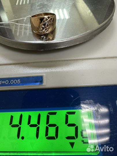 Золотое кольцо 585