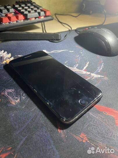 iPhone 8 Plus, 64 ГБ