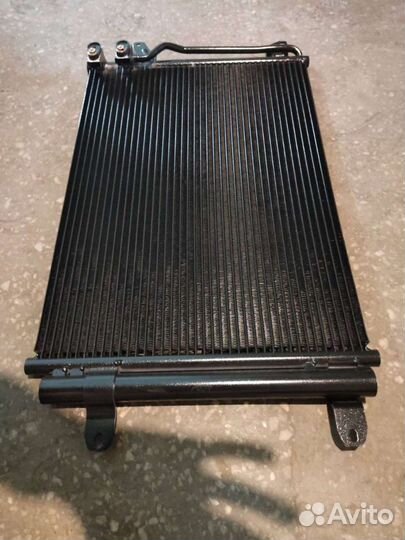 Радиатор кондиционера Фольксваген Джетта 10-г.в