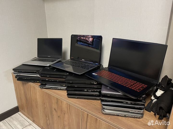 Ноутбуки из закрытых офисов