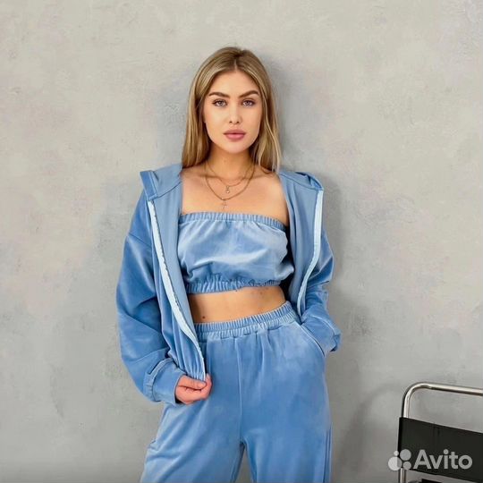 Велюровый костюм тройка