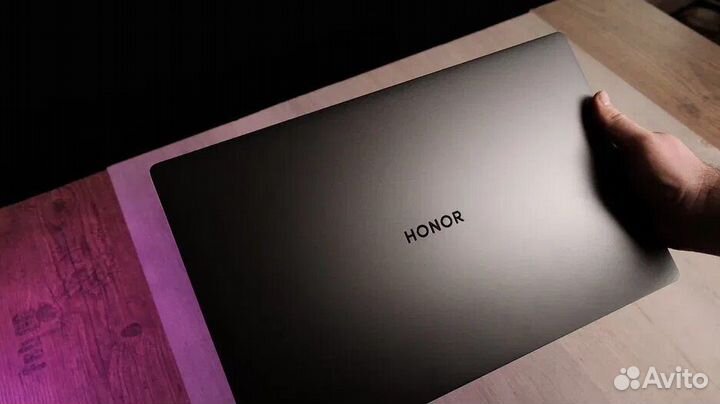 Honor magicbook x16 2024