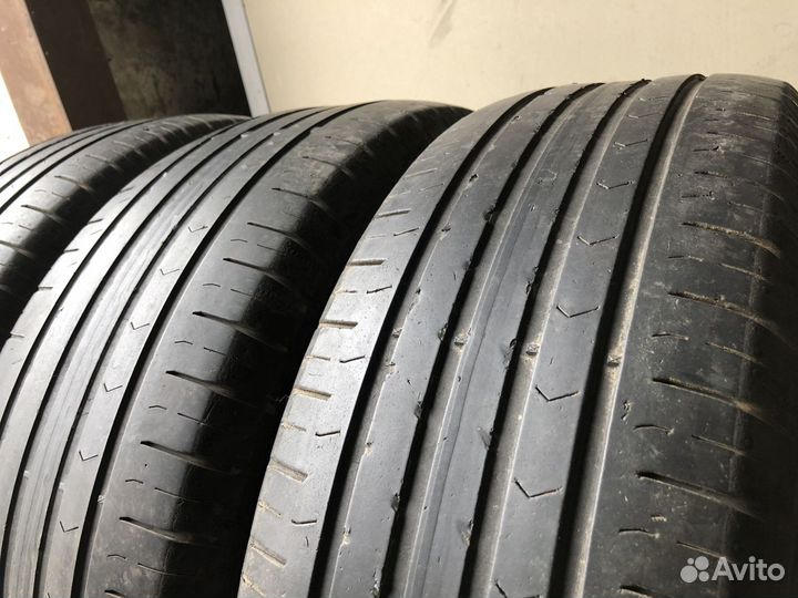 Continental ContiPremiumContact 5 235/65 R17