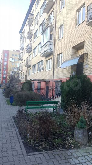 1-к. квартира, 75,3 м², 1/6 эт.