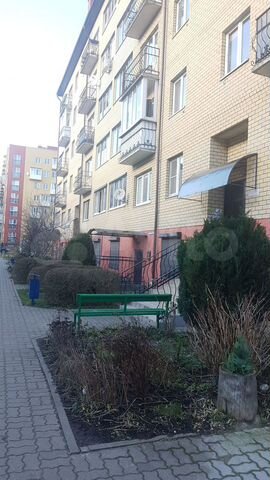 1-к. квартира, 75,3 м², 1/6 эт.