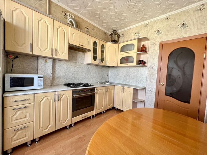 3-к. квартира, 70,4 м², 8/9 эт.