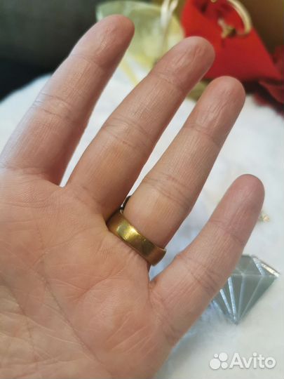 Кольцо Heidi Daus фиолетовый цветок с колибри