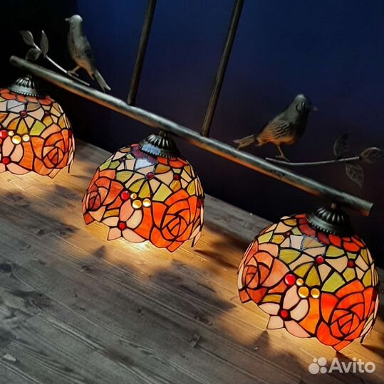 Светильник подвесной в стиле Тиффани в наличии