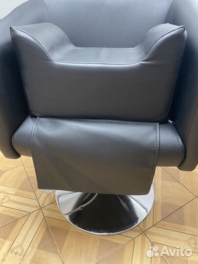 Детское сиденье парикмахерское