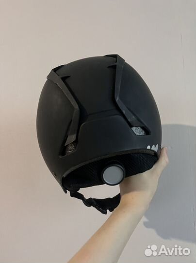 Горнолыжный шлем