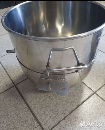 Дежа 30л нерж. Лопатка 5л нерж. Новое
