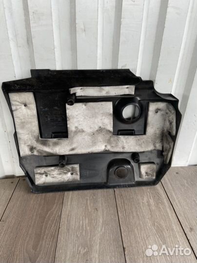 Клапанная крышка двигателя Toyota Corolla