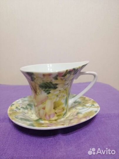 Кофейная чашка с блюдцем