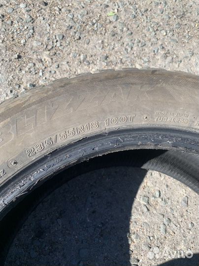 Bridgestone Blizzak DM-V2 235/55 R18