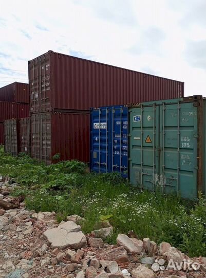 Морской контейнер в хорошем состоянии