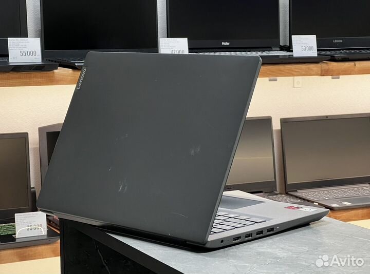 Мощный Lenovo AMD Gold 3150U/ 8OZU/ Full HD/ SSD